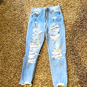 American Eagle Outfitters Mom Jeans